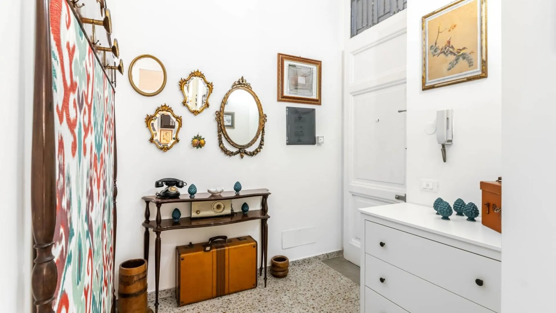 Near Palermo'S Historic Heart - Apt With Courtyard 公寓